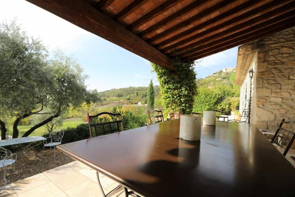 In Gordes, Facing The Entire Luberon Park A Beautiful 5 Bedrooms House エクステリア 写真