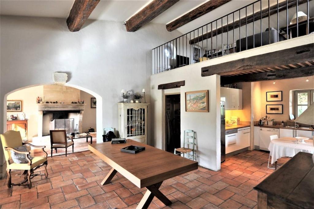 In Gordes, Facing The Entire Luberon Park A Beautiful 5 Bedrooms House エクステリア 写真